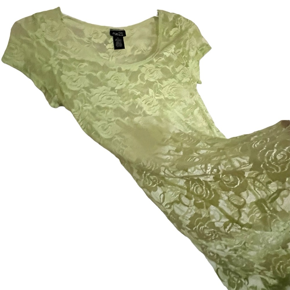 Festival Lime Lace Floral Sheer Layer Tunic Feminine Blouse Perfect New NWOT